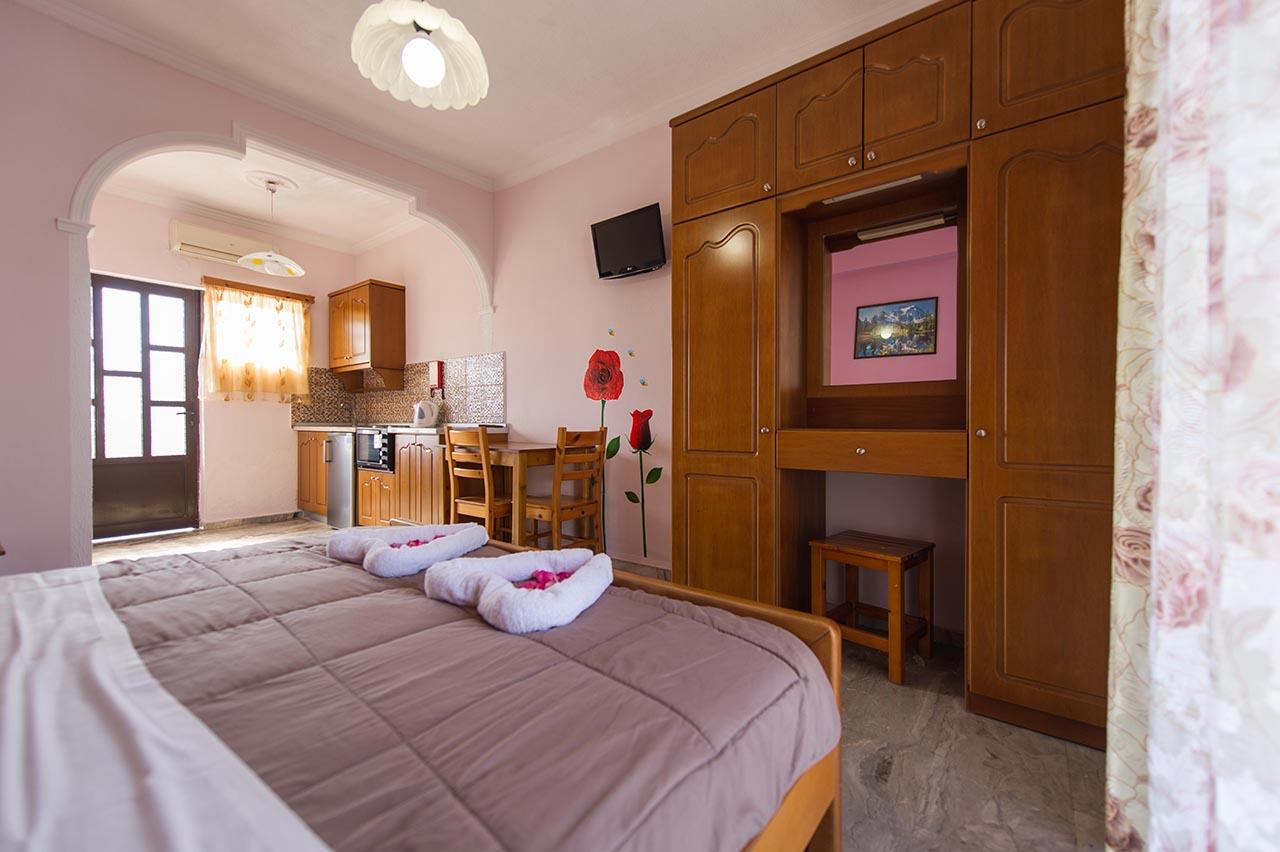 Makis Studios & Apartments Corfu  Buitenkant foto