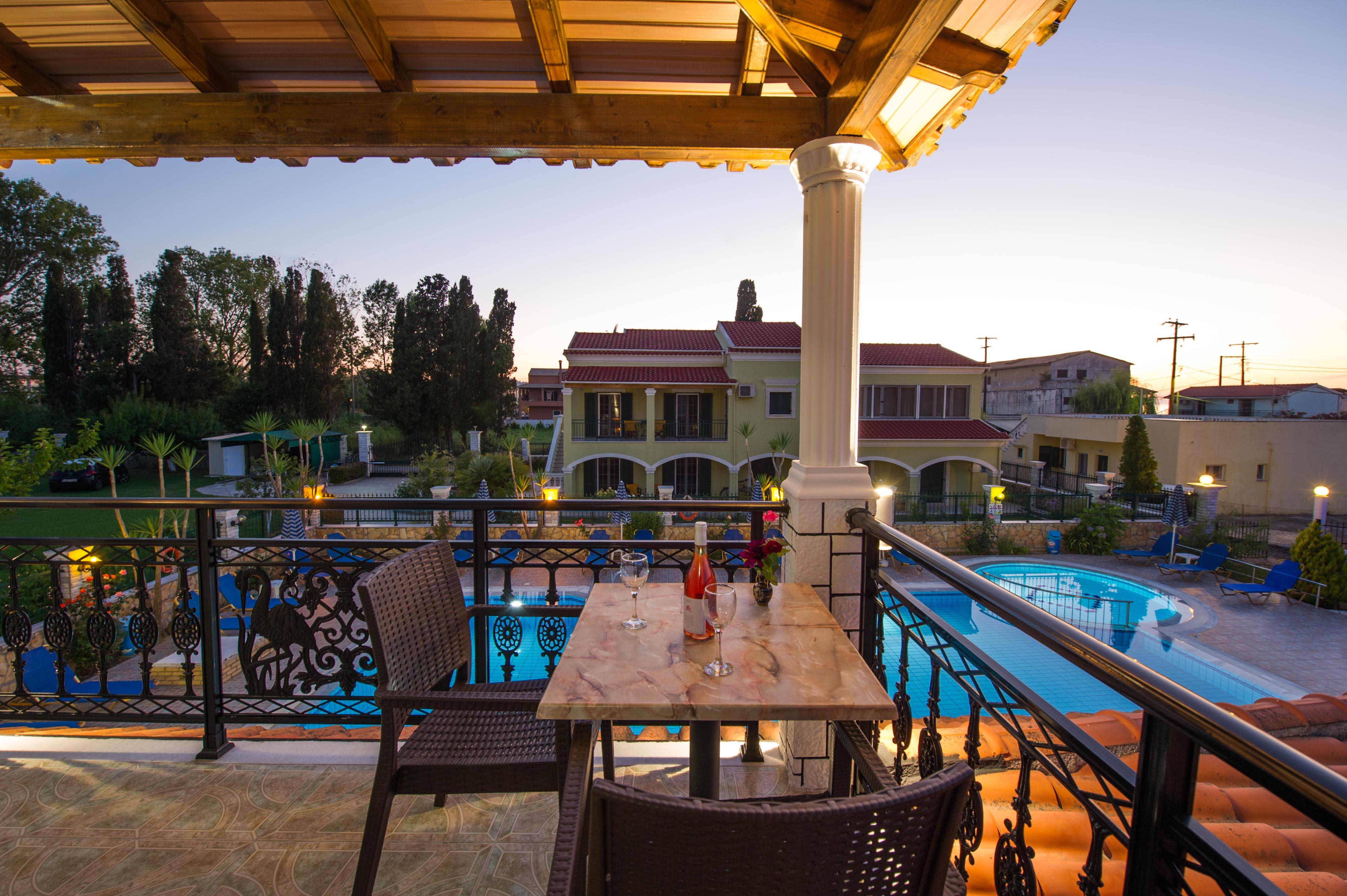 Makis Studios & Apartments Corfu  Buitenkant foto