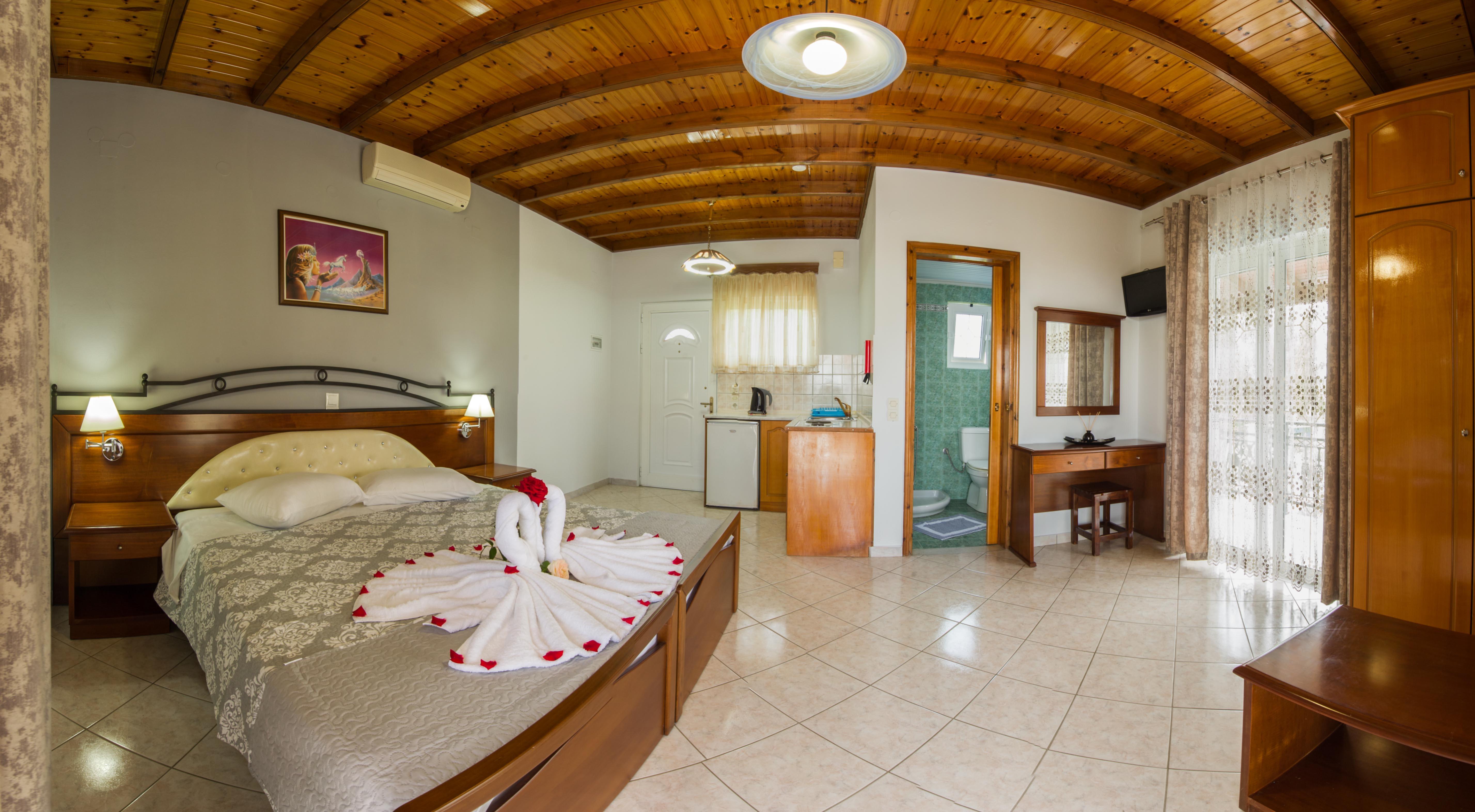 Makis Studios & Apartments Corfu  Buitenkant foto